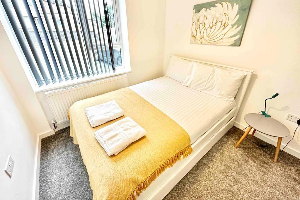 Paradigm House, Stunning 2-Bedroom Apartment 1, Free Parking, อ็อกซ์ฟอร์ด ภายนอก รูปภาพ